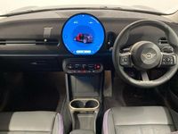 Używany Mini Cooper Hatch 113 kW (154 KM) 2025 Czarny Hatchback