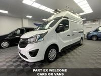 Used Vauxhall Vivaro 125 HP (91 kW) 2019 White MPV