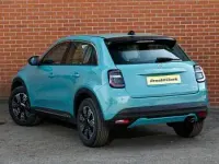 Uusi Fiat 600 100 HP (73 kW) 2026 Sininen Katumaasturi