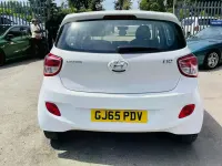 Used Hyundai i10 Premium 87 HP (63 kW) 2015 White Hatchback