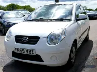 Used Kia Picanto 2009 White Hatchback