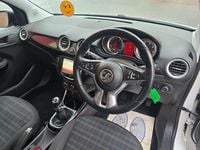 Used Vauxhall Adam Glam 70 HP (51 kW) 2015 White Hatchback