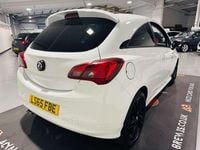 Used Vauxhall Corsa Edition 70 HP (51 kW) 2015 White Hatchback