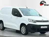 Used Citroën Berlingo 130 HP (95 kW) 2023 White MPV