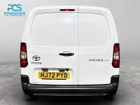 Usado Toyota Proace 2022 Branco Monovolume