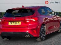 Used Ford Focus ST-Line X 125 HP (91 kW) 2021 Red Hatchback