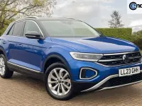 Usado VW T-Roc Style 110 CV (80 kW) 2023 Azul SUV