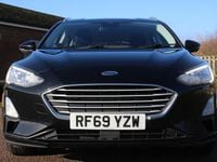 Used Ford Focus Zetec 95 HP (69 kW) 2019 Black Estate