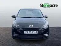 Gebraucht Hyundai i10 Premium 63 PS (46 kW) 2025 Schwarz Kleinwagen