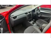 Used Skoda Octavia SE 147 HP (108 kW) 2018 Red Estate