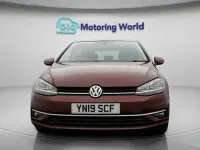 Begagnad VW Golf VII Match 116 HK (85 kW) 2019 Röd Halvkombi