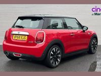 Used Mini Cooper Exclusive 134 HP (98 kW) 2018 Red Hatchback