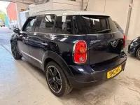 Begagnad Mini Cooper D 2012 Blå Halvkombi