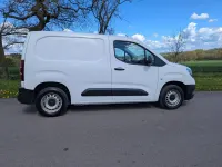 Used Vauxhall Combo 100 HP (73 kW) 2022 White MPV