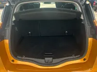 Used Renault Scénic III Dynamique 130 HP (95 kW) 2016 Yellow/black Estate