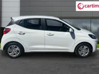 Usado Hyundai i10 SE 67 HP (49 kW) 2023 Branco Citadino