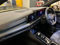 Used VW Golf VIII R-line 150 HP (110 kW) 2023 Lime yellow metallic