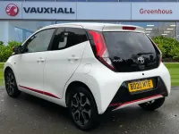 Used Toyota Aygo Trend 72 HP (52 kW) 2020 White Hatchback