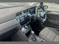 Usado VW Touran Match 150 HP (110 kW) 2025 Cinzento Monovolume