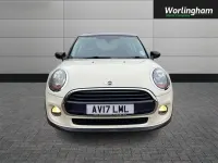 Usado Mini Cooper D Hatch 116 HP (85 kW) 2017 Branco Citadino