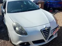 Begagnad Alfa Romeo Giulietta Veloce 2011 Vit Halvkombi