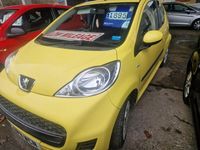 Used Peugeot 107 68 HP (50 kW) 2011 Yellow Hatchback