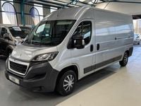 Used Peugeot Boxer 130 HP (95 kW) 2017 Silver Van