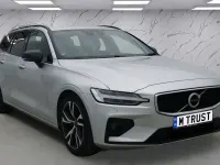 Begagnad Volvo V60 R-Design 190 HK (139 kW) 2020 Silver Kombi