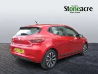Begagnad Renault Clio V Evolution 143 HK (105 kW) 2023 Röd Halvkombi