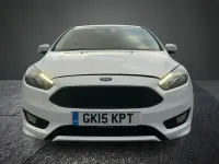 Used Ford Focus Zetec 2015 White Hatchback