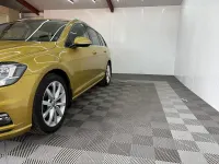 Used VW Golf VII GT 150 HP (110 kW) 2019 Yellow Estate