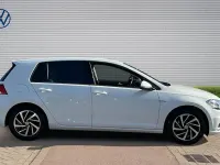 Used VW Golf VIII Edition 131 HP (96 kW) 2020 White Hatchback