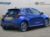 Used Toyota Yaris Design 113 HP (83 kW) 2023 Blue Hatchback