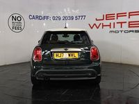 Begagnad Mini Cooper Hatch 2023 Grön Halvkombi
