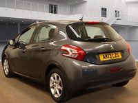 Used Peugeot 208 Active 70 HP (51 kW) 2013 Grey Hatchback