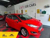 Used Ford Fiesta Zetec 82 HP (60 kW) 2013 Red Hatchback