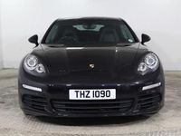 Used Porsche Panamera 300 HP (220 kW) 2015 Black Hatchback