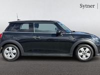 Usado Mini Cooper Classic 134 HP (98 kW) 2022 Preto Citadino