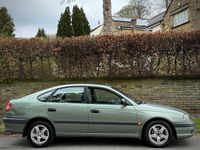 Used Toyota Avensis 2003 Green Hatchback