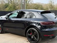 Used Porsche Macan GTS Chrono 360 HP (264 kW) 2016 Black SUV