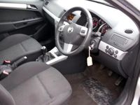 Used Vauxhall Astra Sportive 110 HP (80 kW) 2012 Silver Van