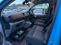 Used Vauxhall Vivaro 100 kW (136 HP) 2022 Mauve/pink MPV