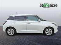 Used Suzuki Swift 80 HP (58 kW) 2024 White Hatchback