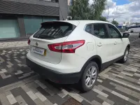 Used Nissan Qashqai Acenta 2015 White SUV