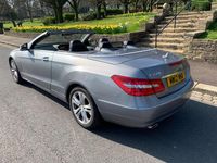Begagnad Mercedes E220 SE 170 HK (125 kW) 2012 Silver Cab