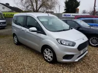 Usado Ford Tourneo Courier Zetec 2019 Plateado Monovolumen