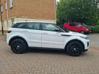 Used Land Rover Range Rover evoque HSE Dynamic 2017 White Estate