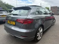 Usado Audi A3 S-Line 116 CV (85 kW) 2018 Gris Berlina