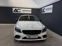 Używany Mercedes C220 AMG line 2019 Biały Coupe