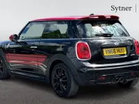 Begagnad Mini John Cooper Works Hatch 228 HK (167 kW) 2016 Svart Halvkombi